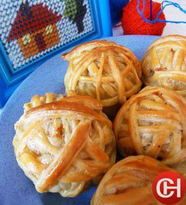 Свинина в слоёном тесте "Бабушкины клубочки"