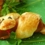 Сосиски в тесте "Змейки"